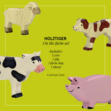 Load image into Gallery viewer, Holztiger farm set with 4 animals.