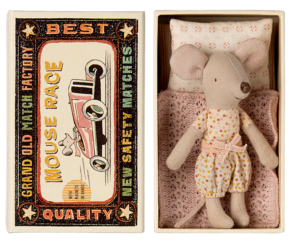 Mouse in matchbox, Little sister mouse in matchbox