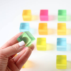Bauspiel Lucent Cubes scale