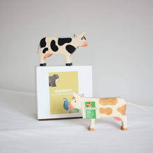 Load image into Gallery viewer, Holztiger Cow standing 