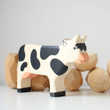 Load image into Gallery viewer, Holztiger black cow