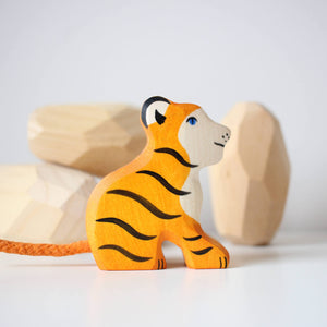 Holztiger - Tiger, Small, Sitting