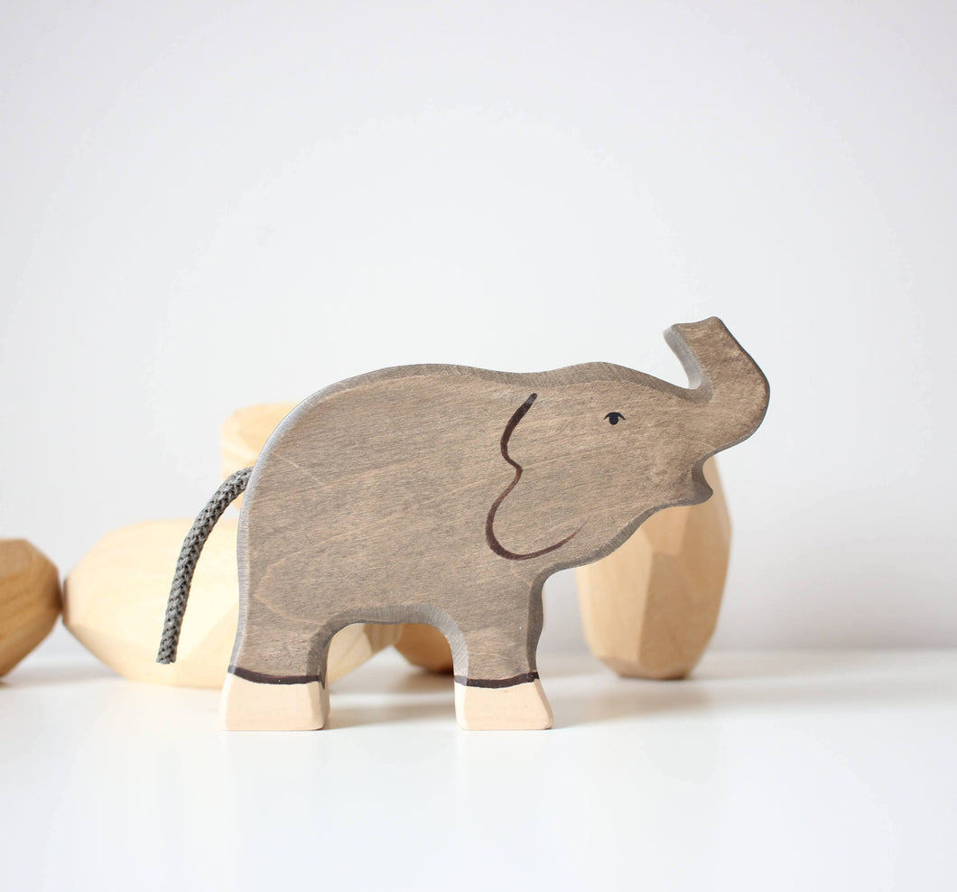 Holztiger - Elephant Small, Trunk Raised