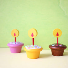 Load image into Gallery viewer, Erzi Cupcakes with Candle