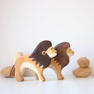 Holztiger - Lion variation between current stock and previous