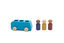 Load image into Gallery viewer, Lubulona - Bus Turquoise with 3 Figures