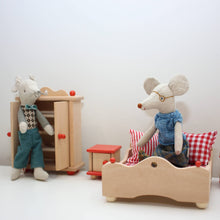Load image into Gallery viewer, Maileg Grandpa mice and Grandma mice chatting in Goki Bedroom