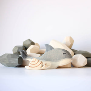 Ocamora Stones - mixture of volcanic and ice stones styled with Ostheimer whale and snail